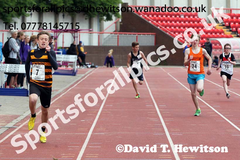 Boys under-13s, North East Track and Field Champs., Gateshead. Photo: David T. Hewitson/Sports for All Pics